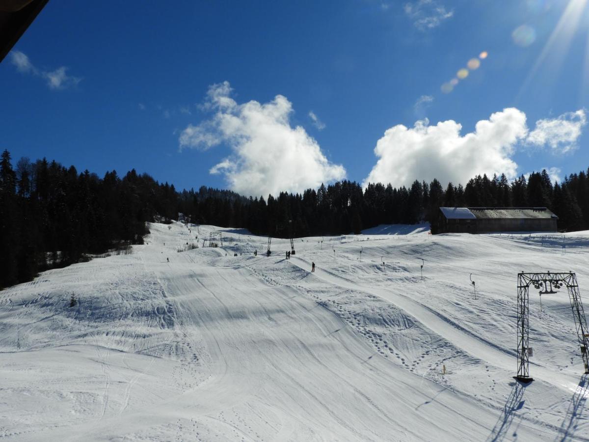 Apartamento Kraehenberg Am Rande Der Wildnis Sibratsgfäll Exterior foto