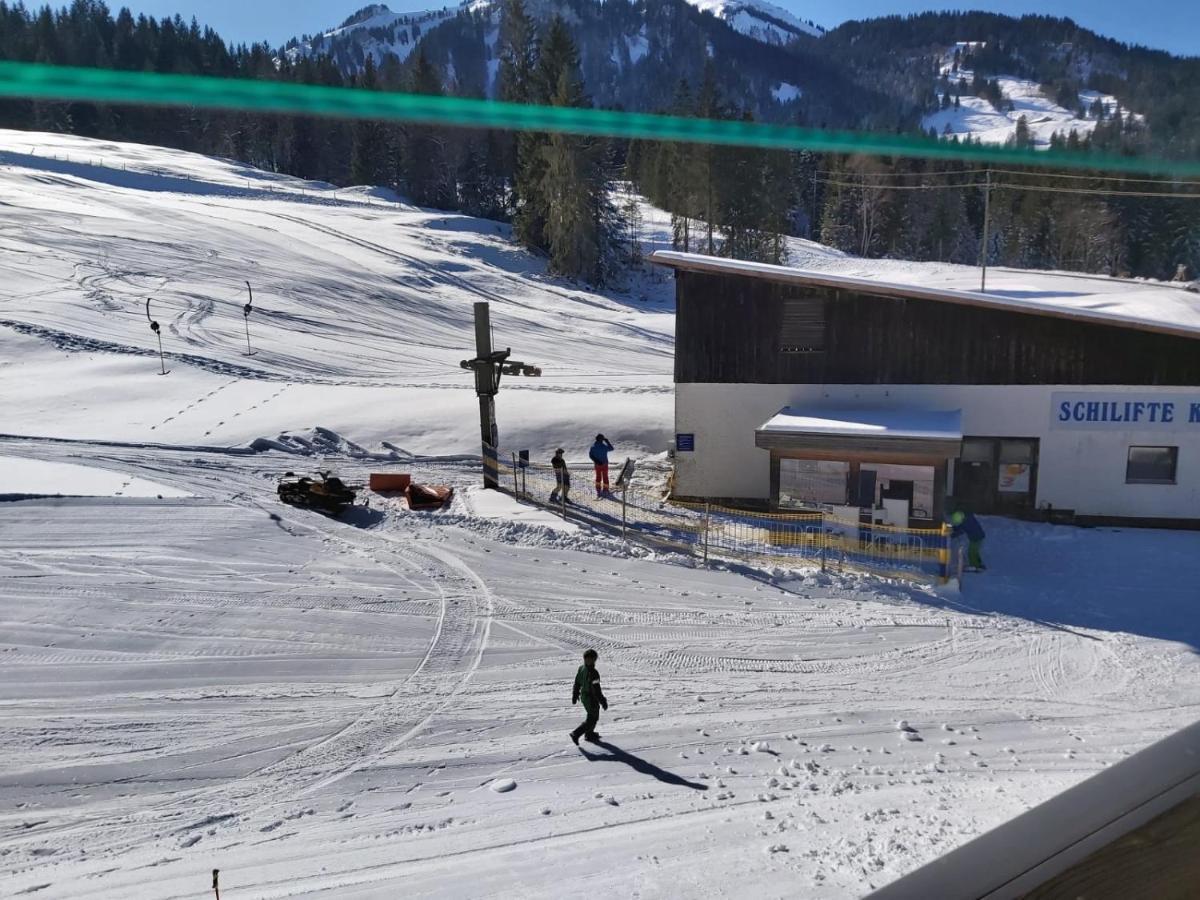 Apartamento Kraehenberg Am Rande Der Wildnis Sibratsgfäll Exterior foto