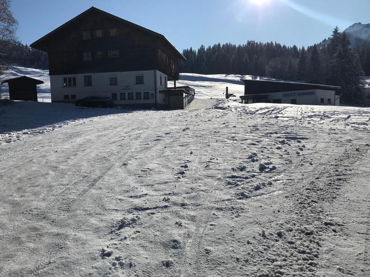 Apartamento Kraehenberg Am Rande Der Wildnis Sibratsgfäll Exterior foto