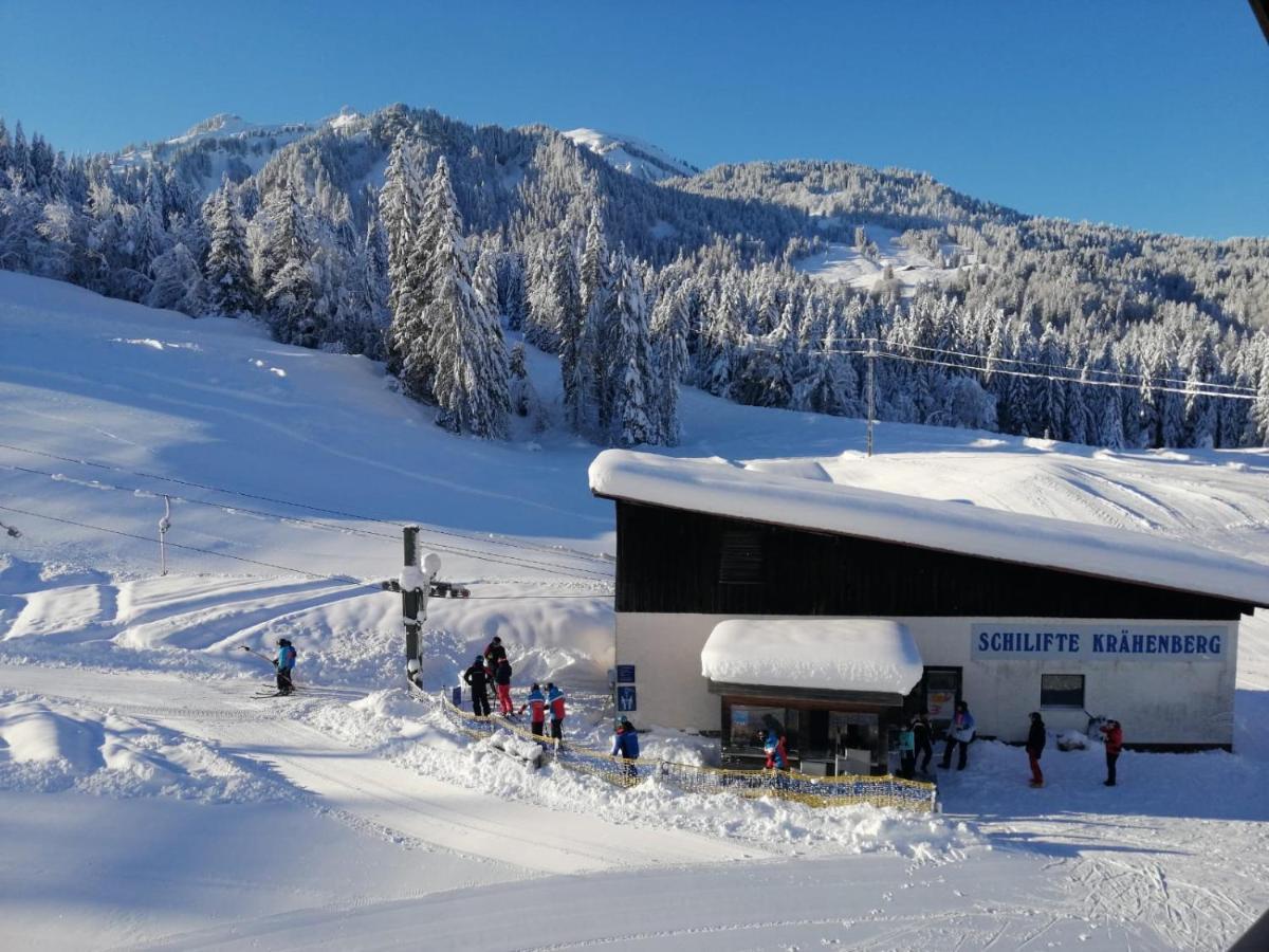 Apartamento Kraehenberg Am Rande Der Wildnis Sibratsgfäll Exterior foto